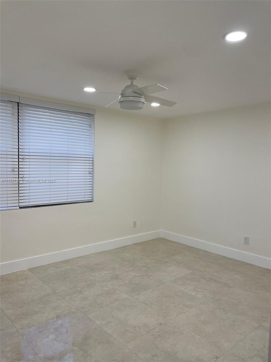 BEACH CLUB VILLAS CONDO - Residential Lease
