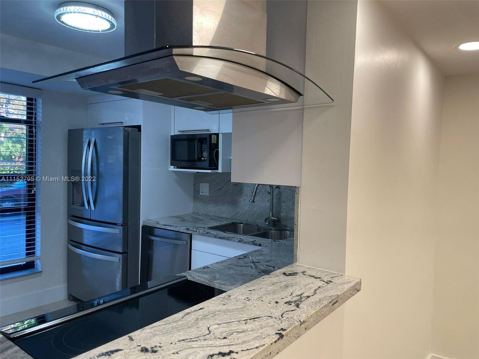 BEACH CLUB VILLAS CONDO - Residential Lease