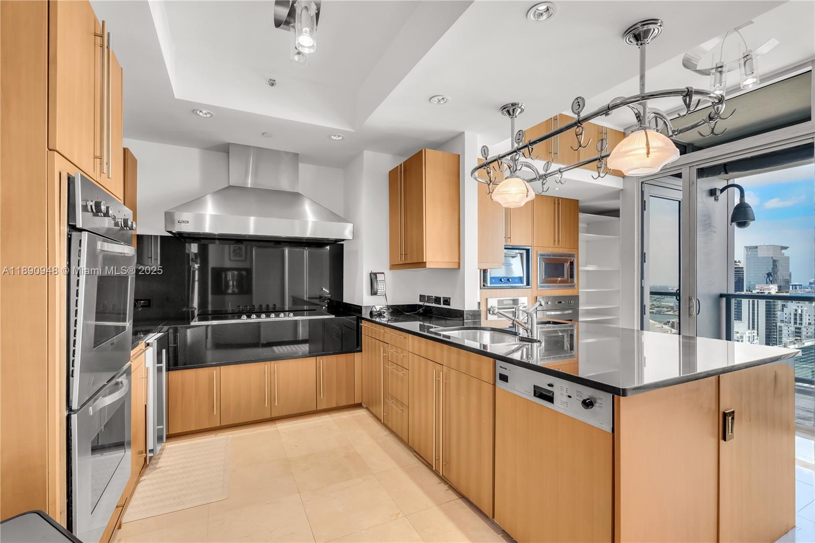 MILLENNIUM TOWER RESIDENC - Residential