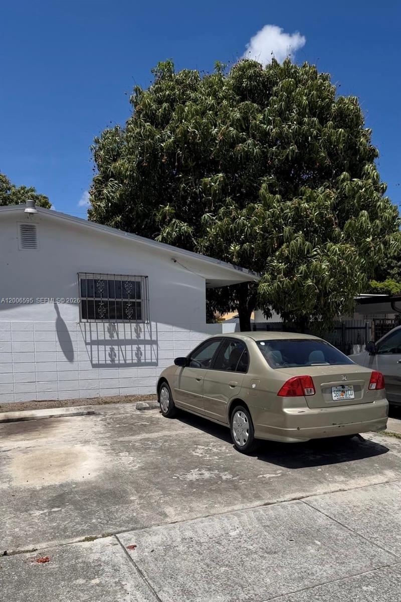 HIALEAH 3RD ADDN - Residential Income