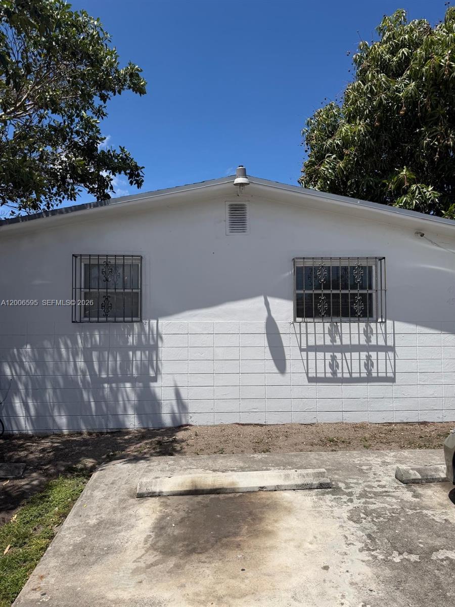 HIALEAH 3RD ADDN - Residential Income