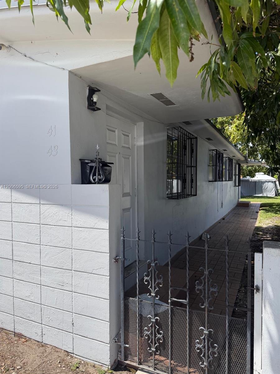HIALEAH 3RD ADDN - Residential Income