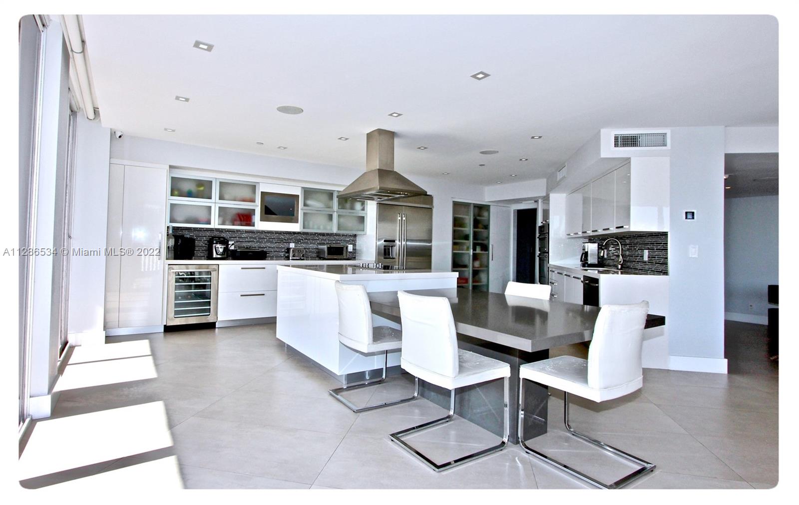3000 ISL BLVD WILLIAMS IS - Residential Lease