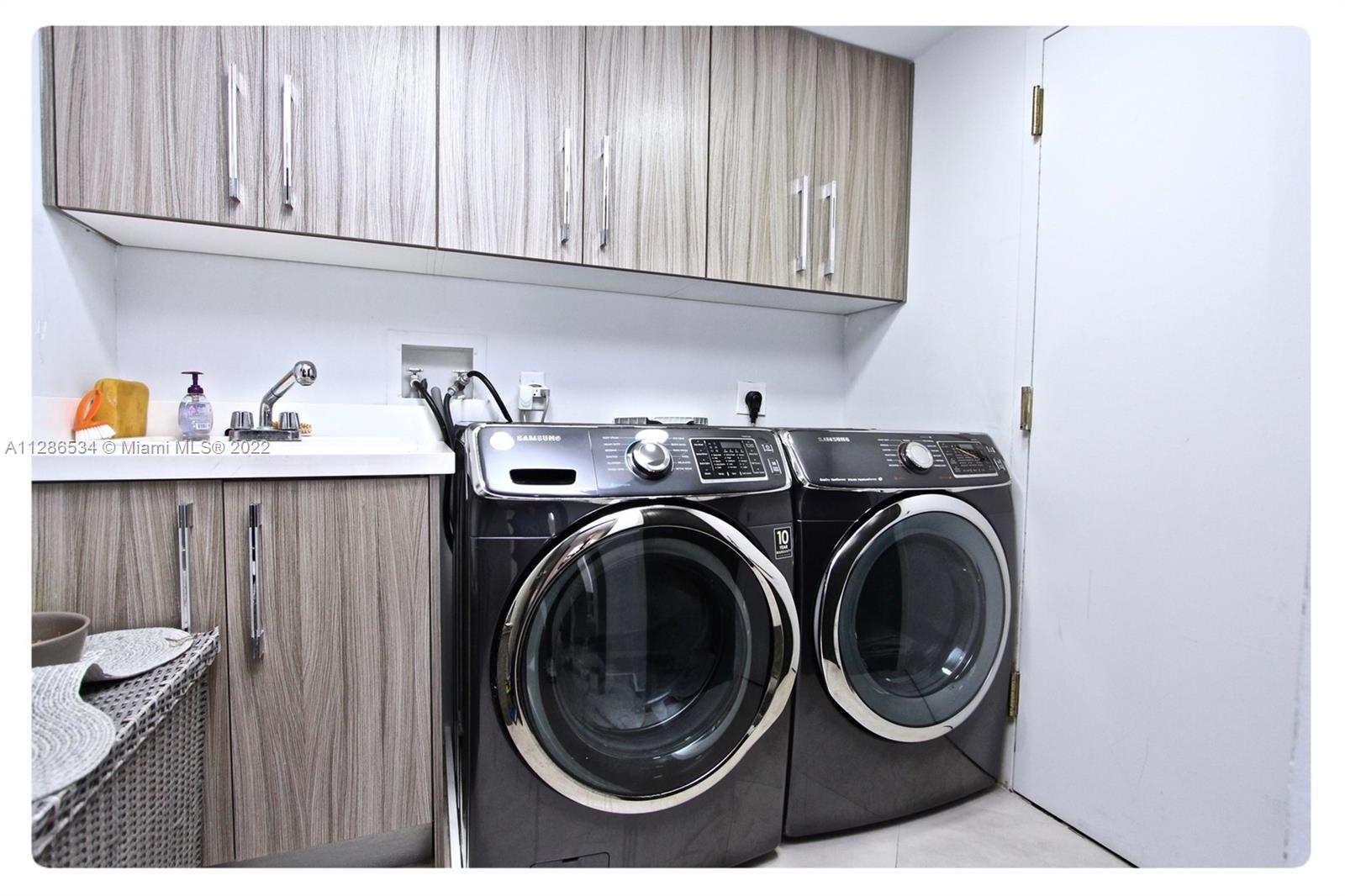3000 ISL BLVD WILLIAMS IS - Residential Lease