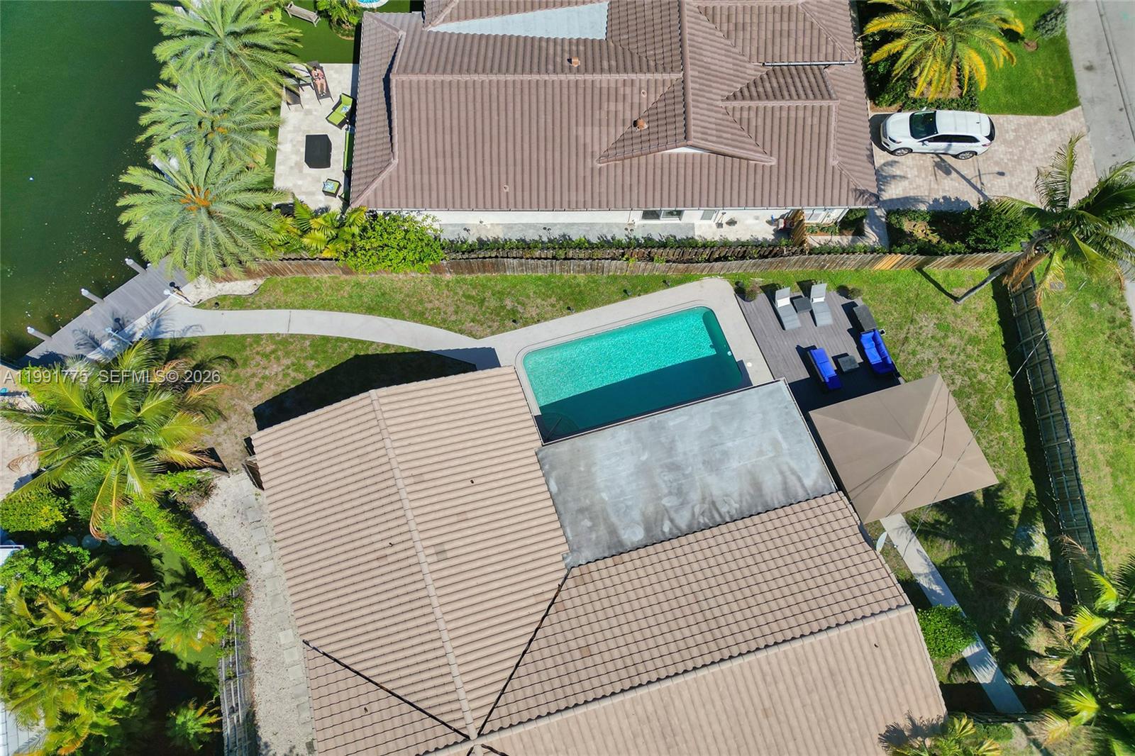 CORAL RIDGE COUNTRY CLUB - Residential