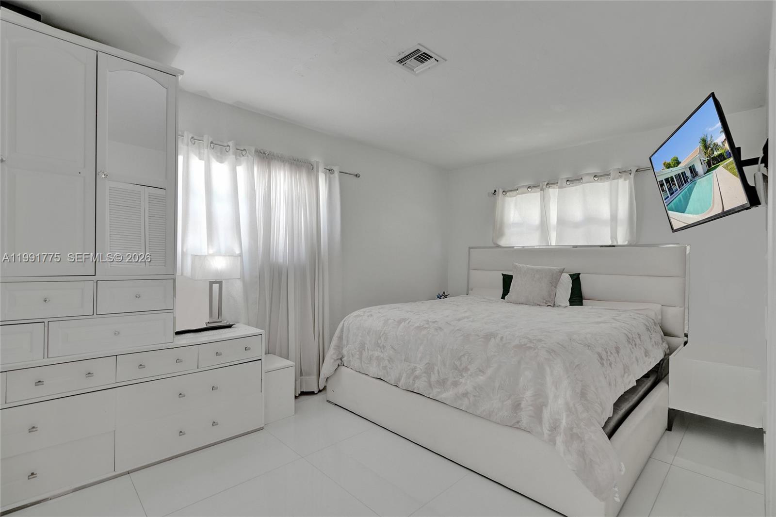 CORAL RIDGE COUNTRY CLUB - Residential