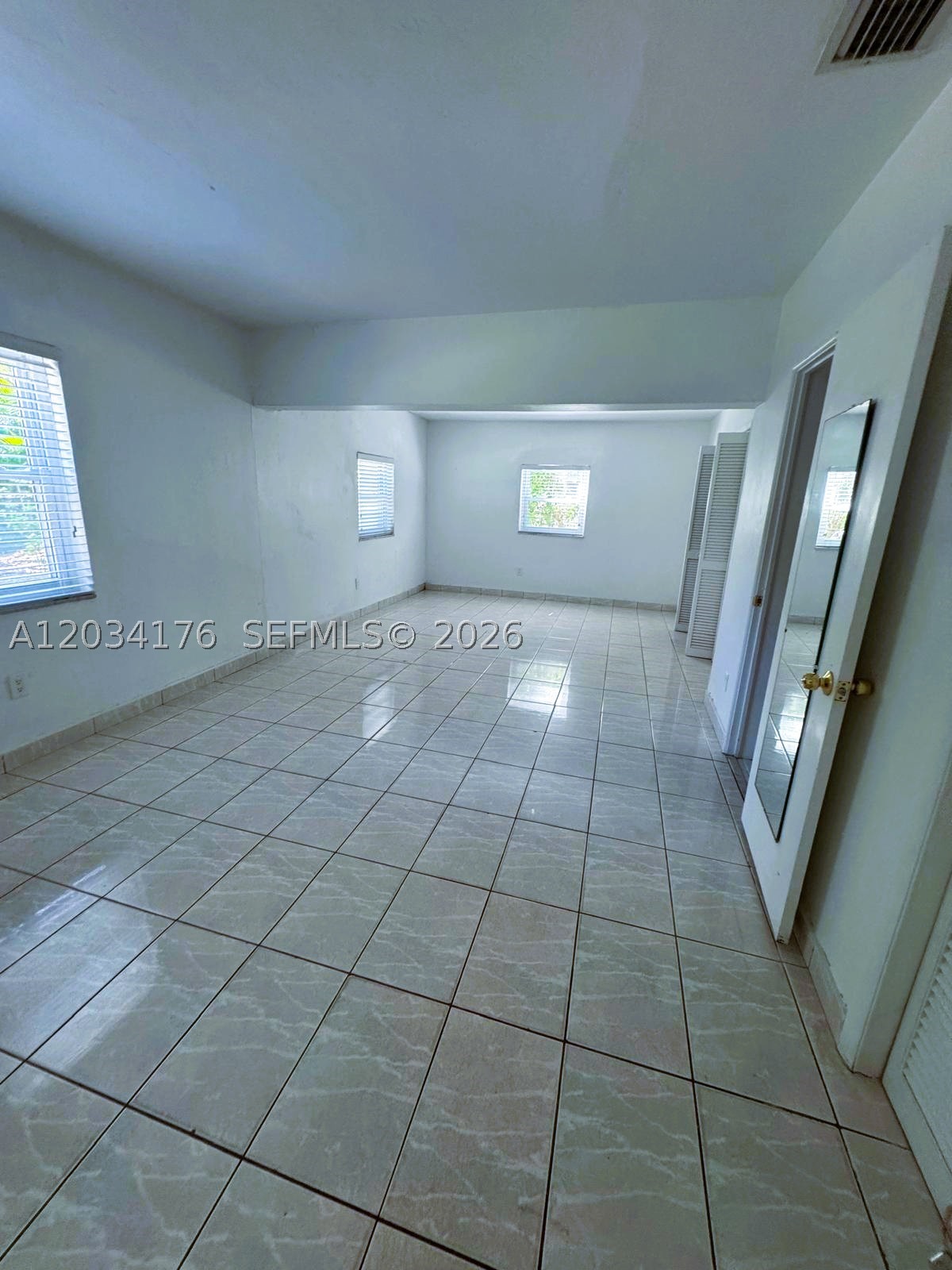 COCONUT GROVE SEC 1-CORAL - Residential