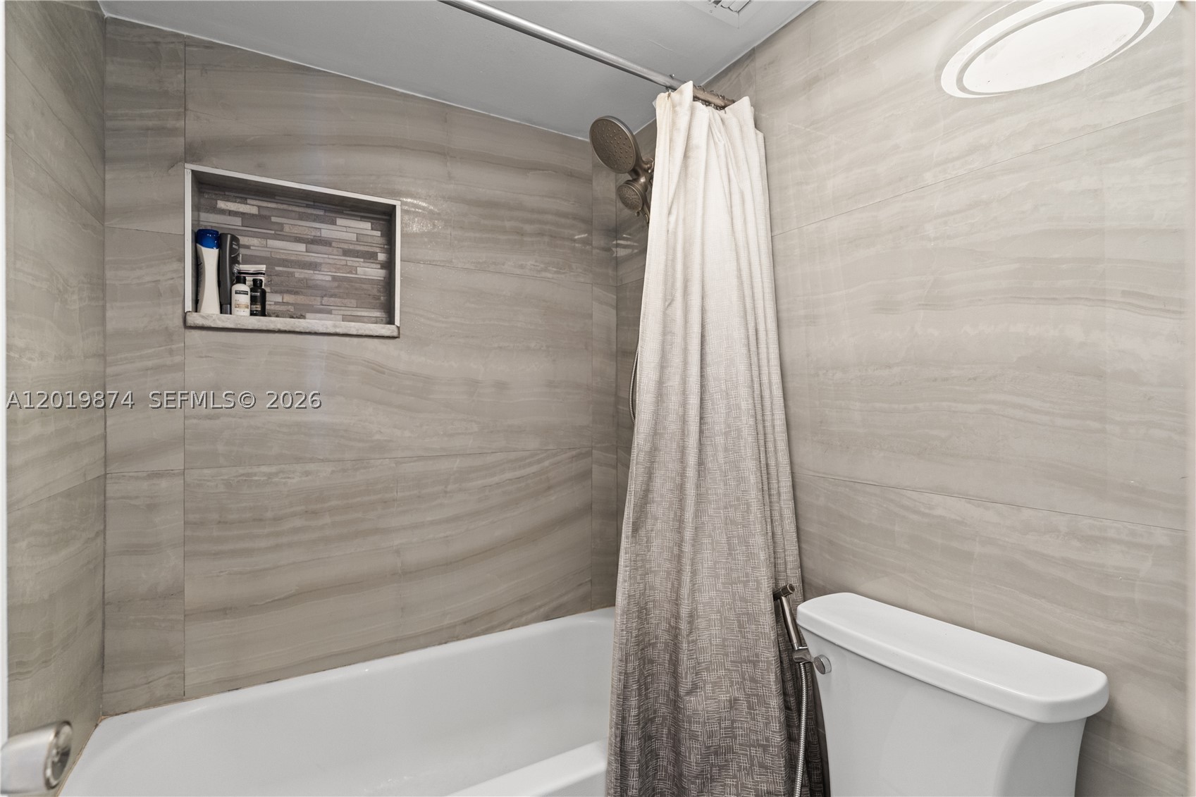 BUCKLEY TOWERS CONDO - EA - Residential