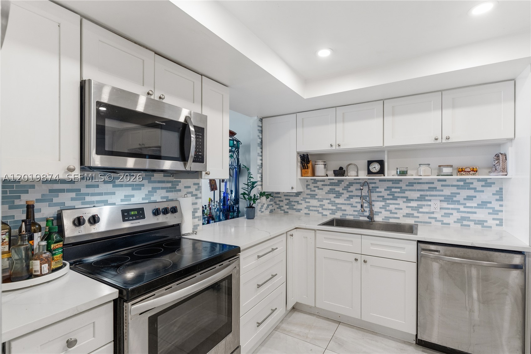 BUCKLEY TOWERS CONDO - EA - Residential