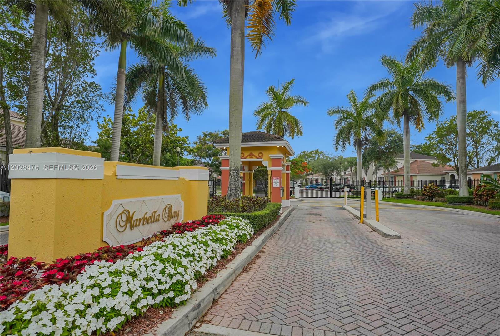 MARBELLA BAY - Residential