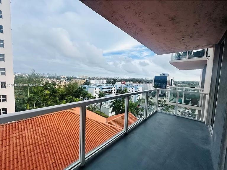 BLUE LAGOON CONDO - Residential