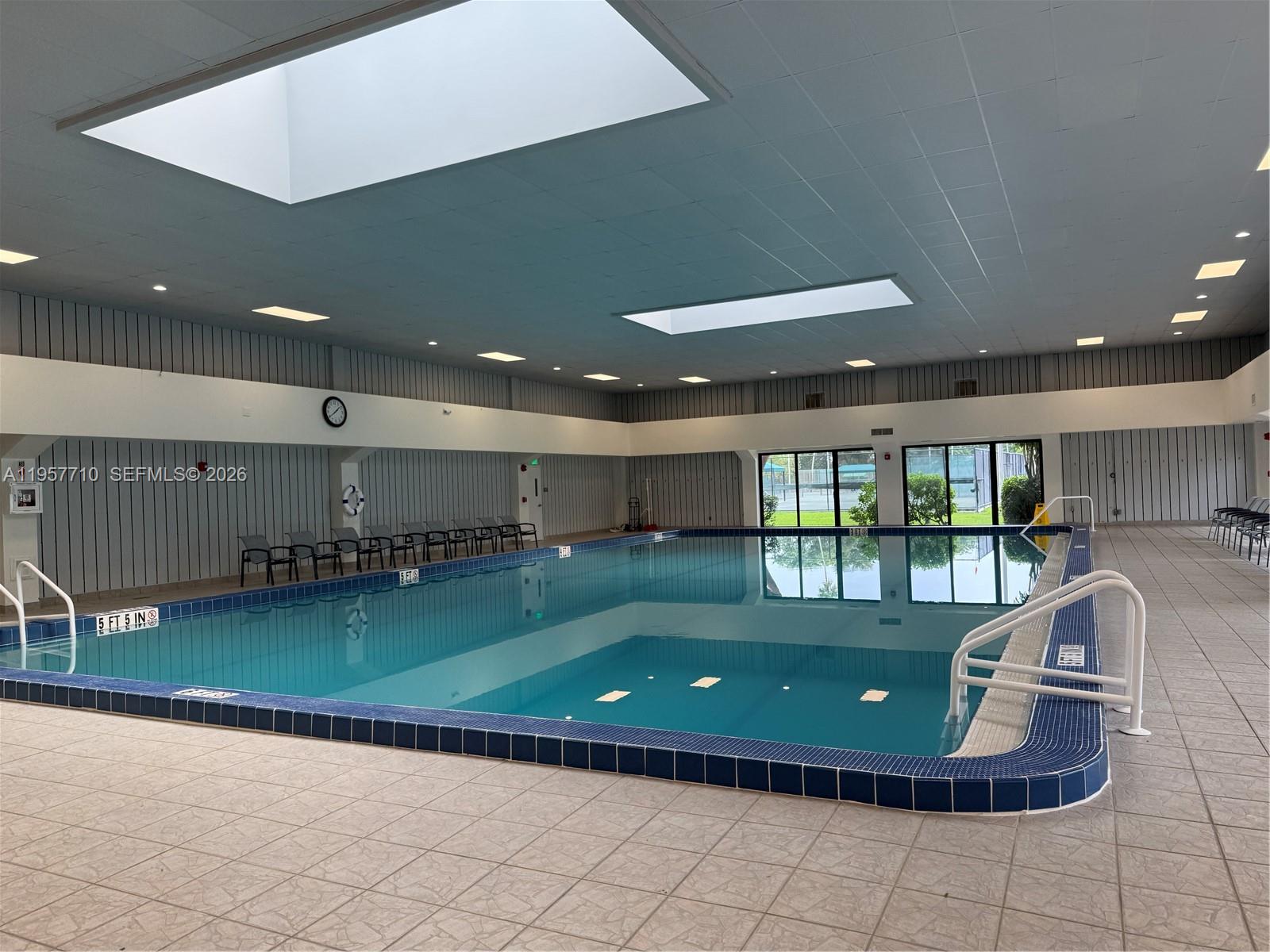 HUNTINGTON LAKES SEC FIVE - Residential