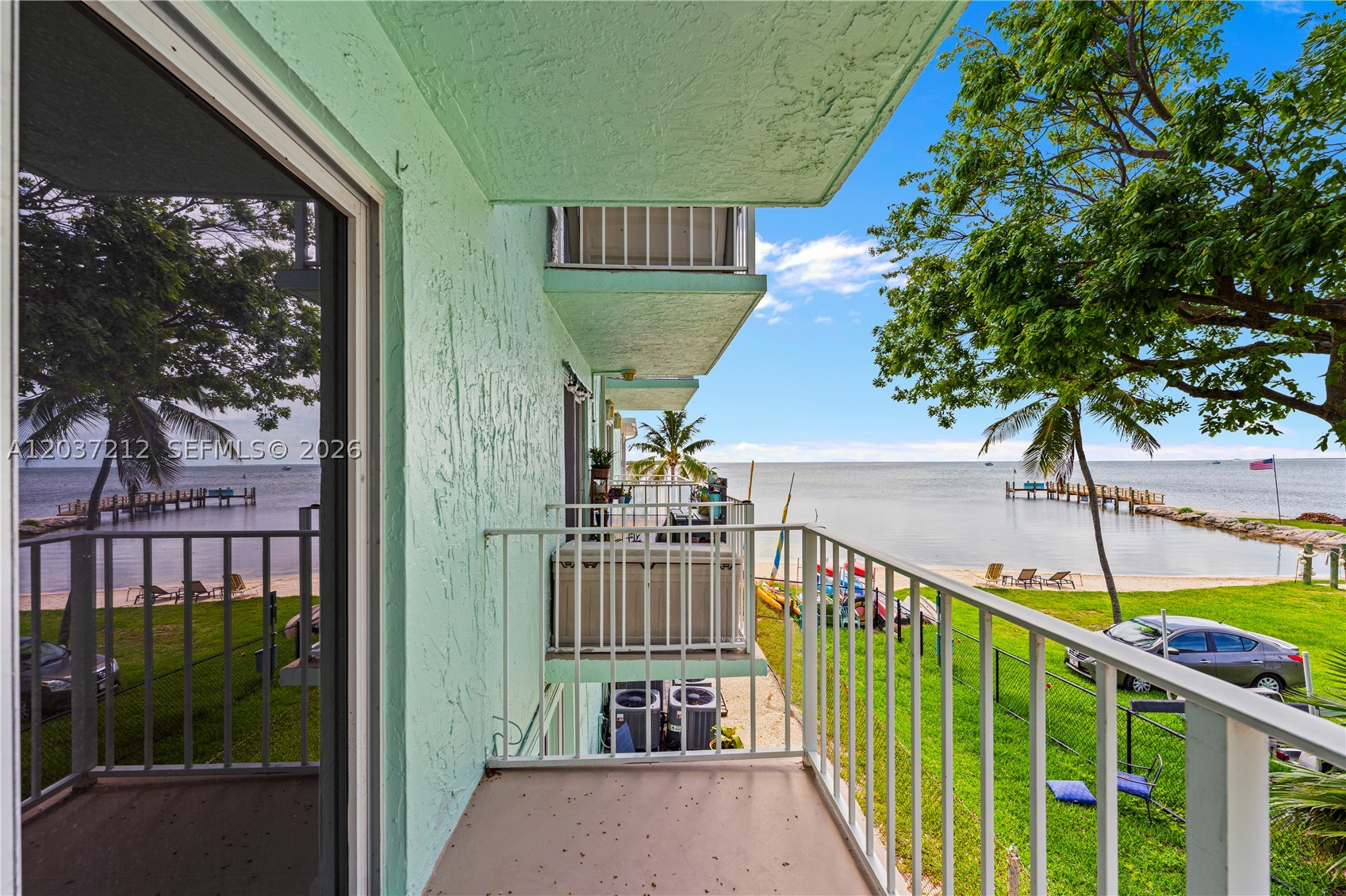 ANCHOR CONDOMINIUM - Residential