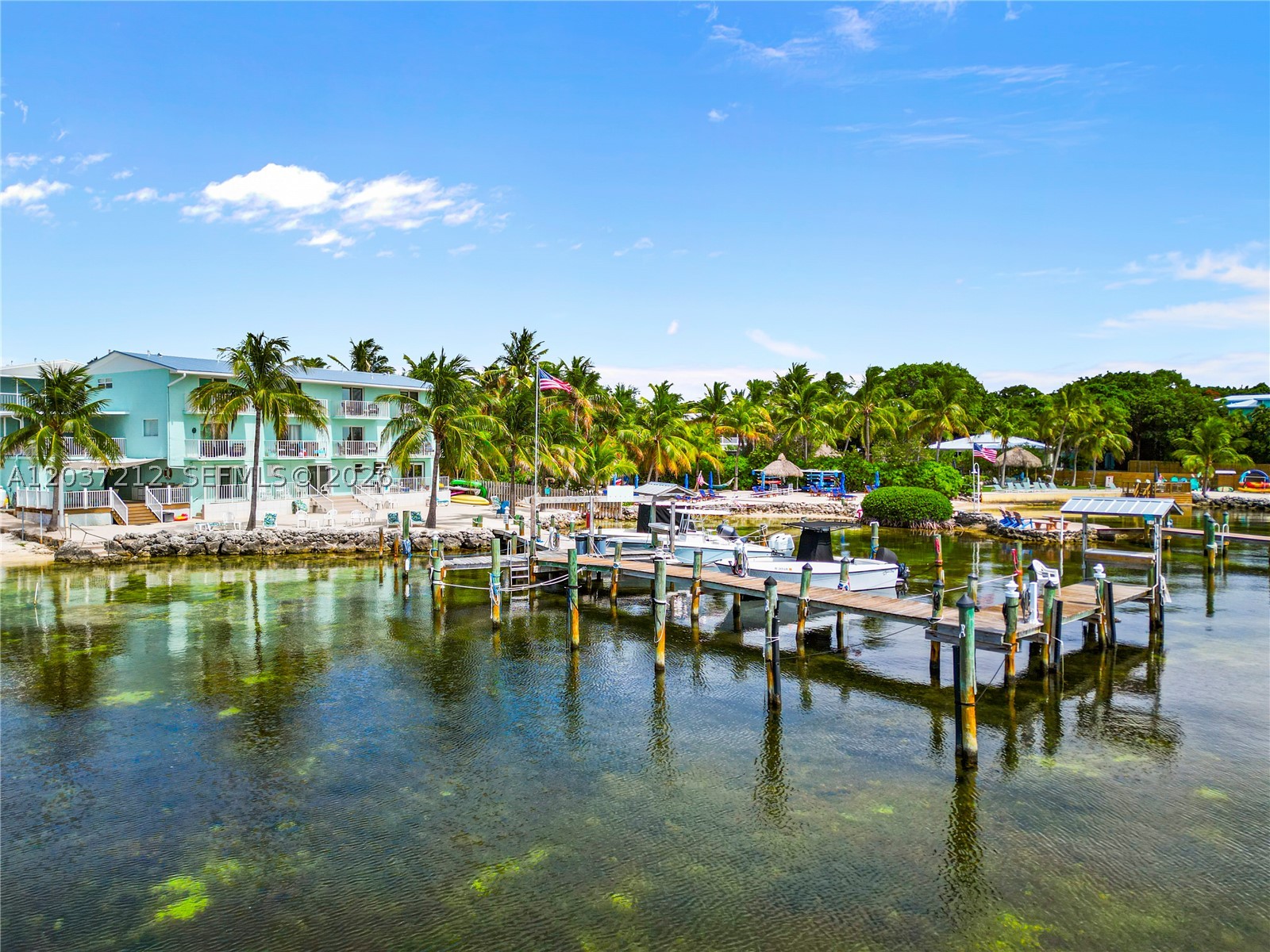 ANCHOR CONDOMINIUM - Residential