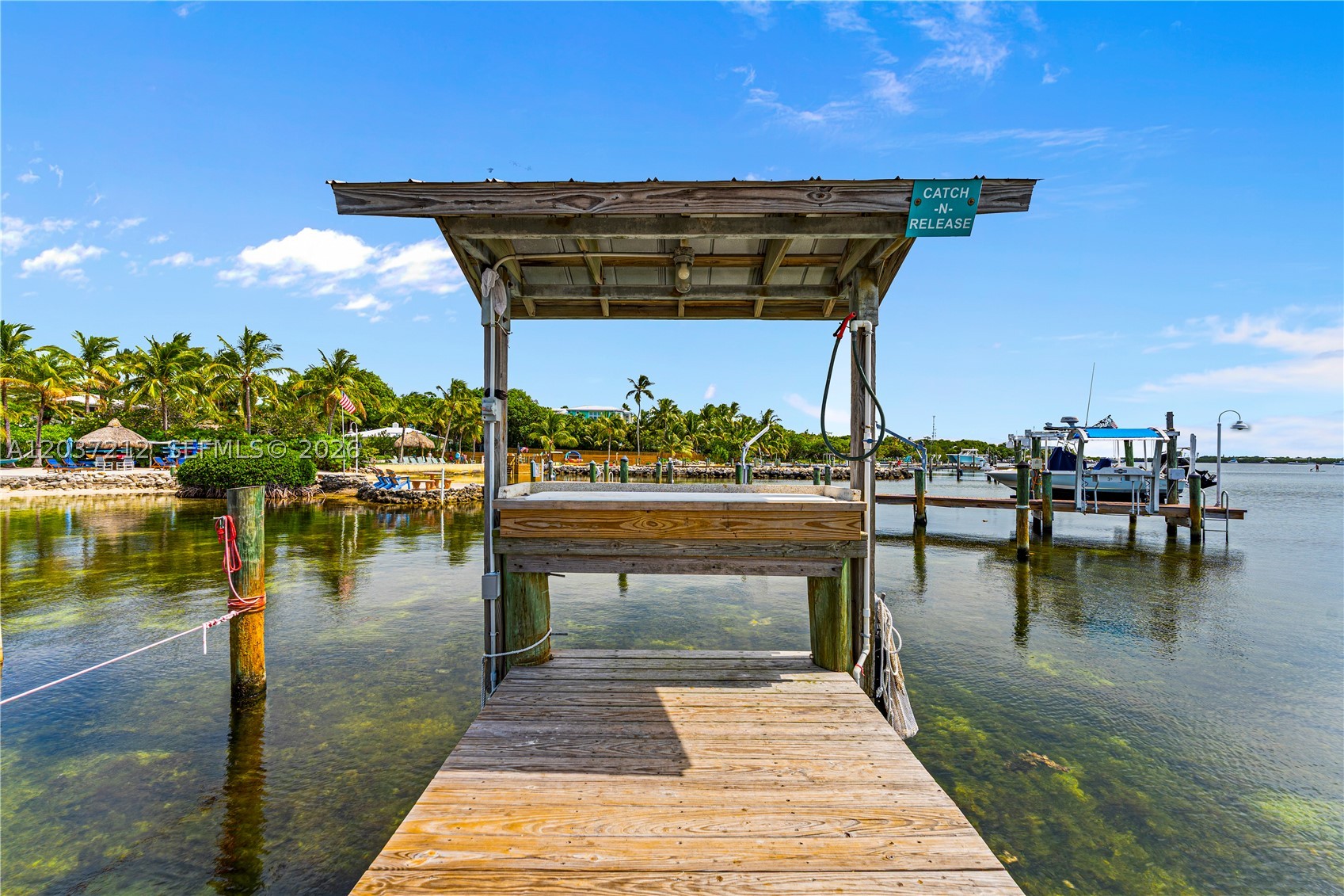 ANCHOR CONDOMINIUM - Residential