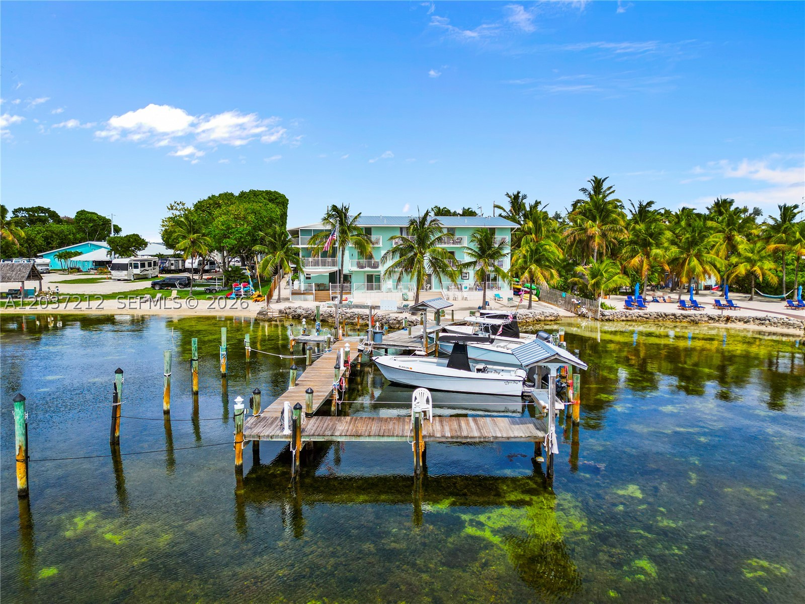 ANCHOR CONDOMINIUM - Residential
