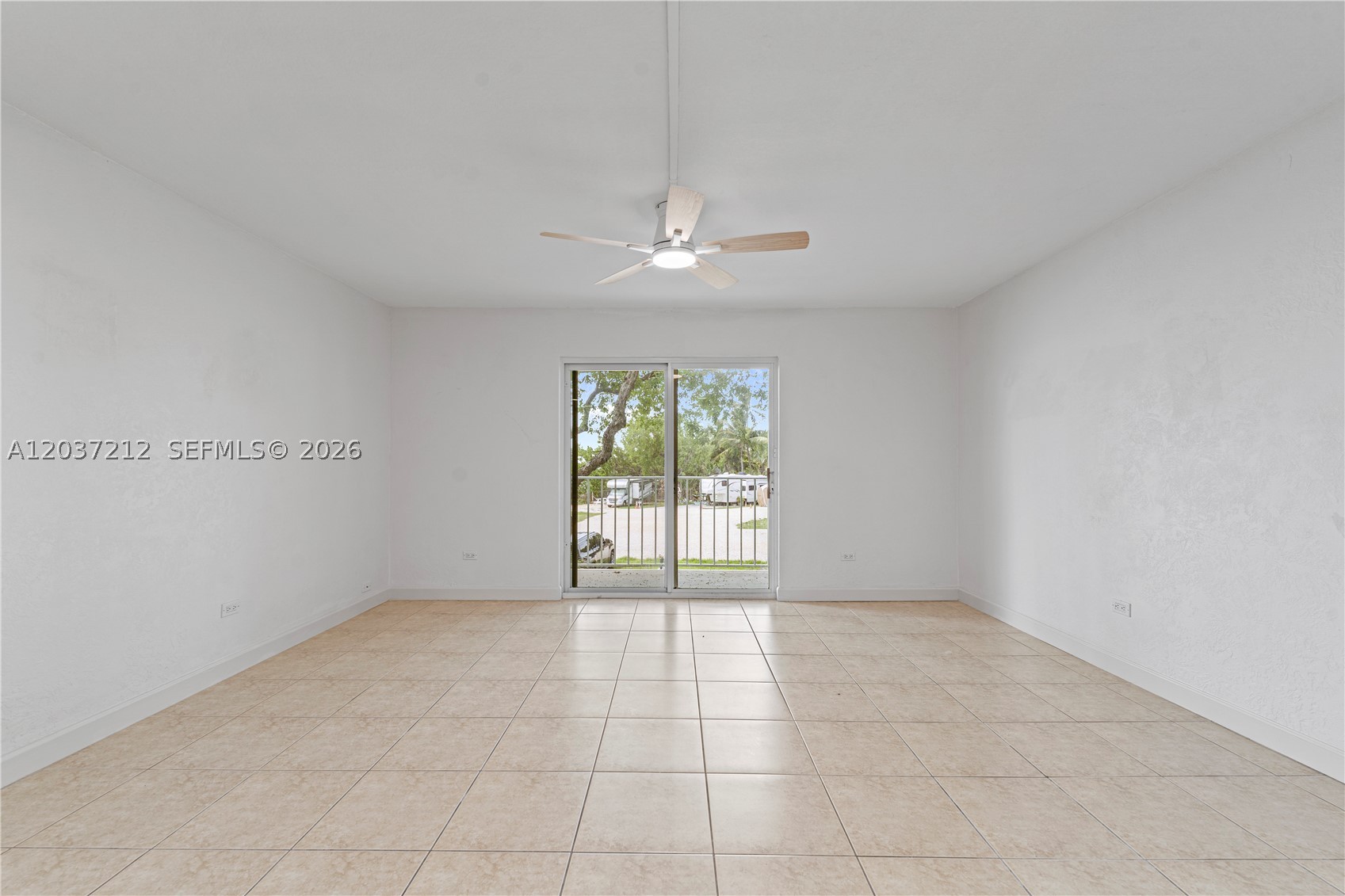 ANCHOR CONDOMINIUM - Residential
