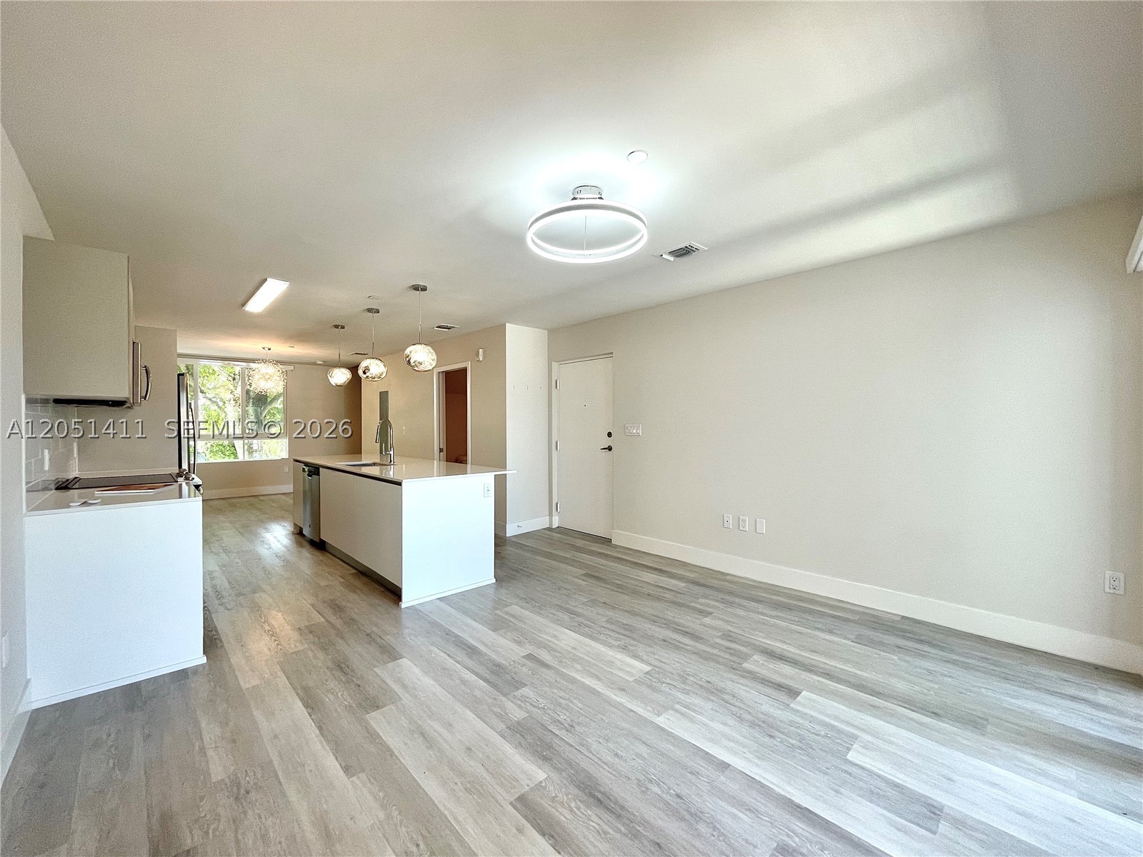 RIVERWOOD - Residential