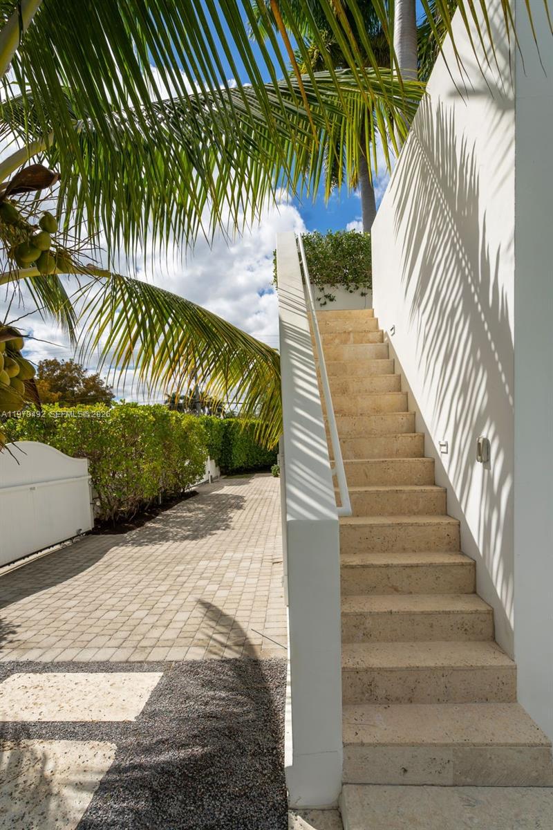 LA GORCE GOLF SUB - Residential