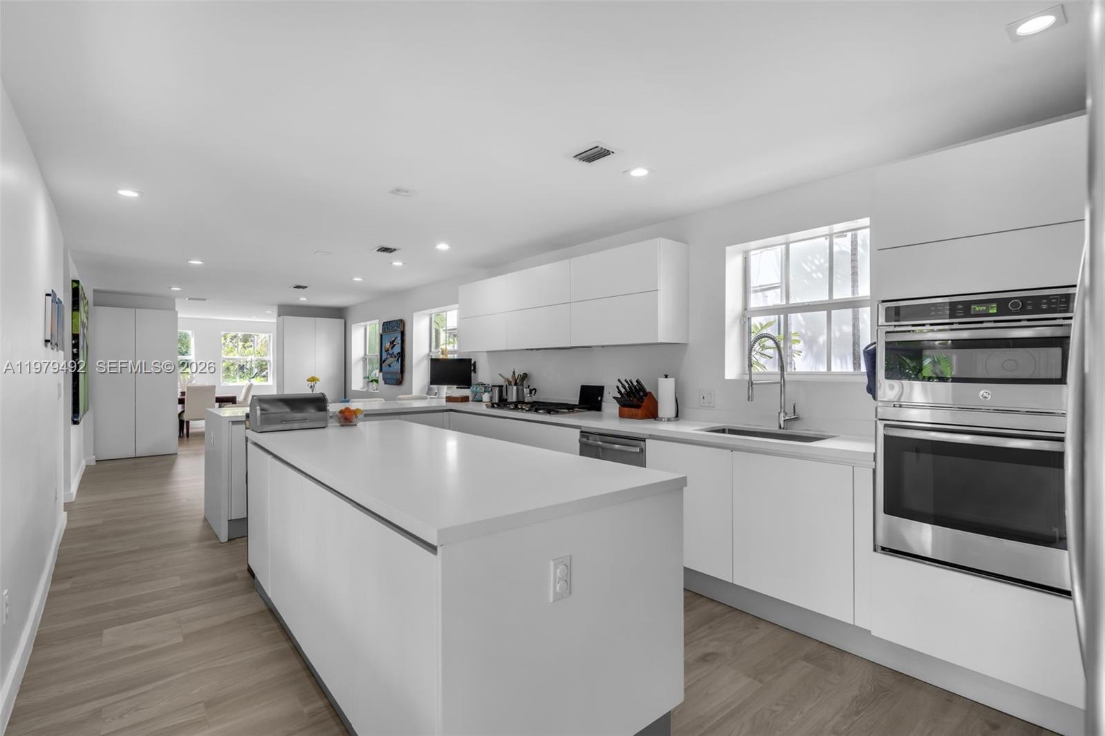 LA GORCE GOLF SUB - Residential
