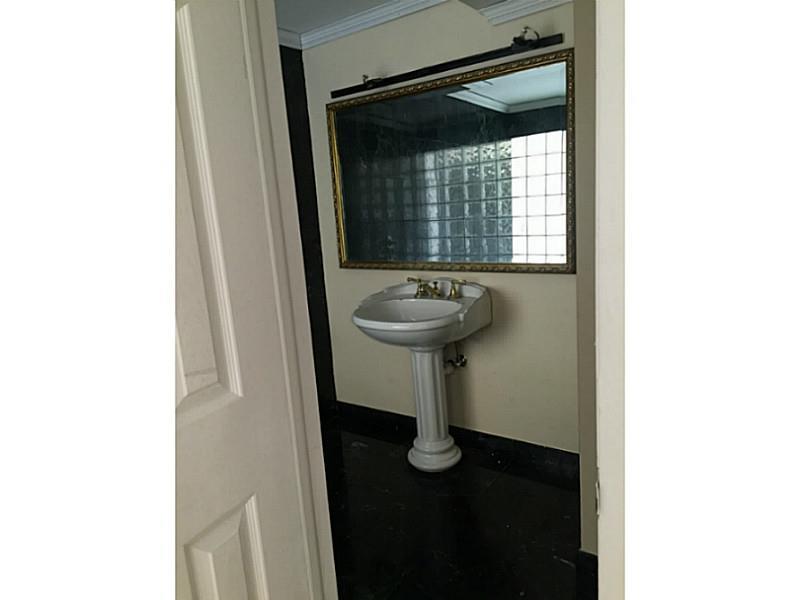 BRICKELL FOREST CONDO - Residential Lease