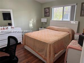VENETIA GARDENS CONDO - Residential