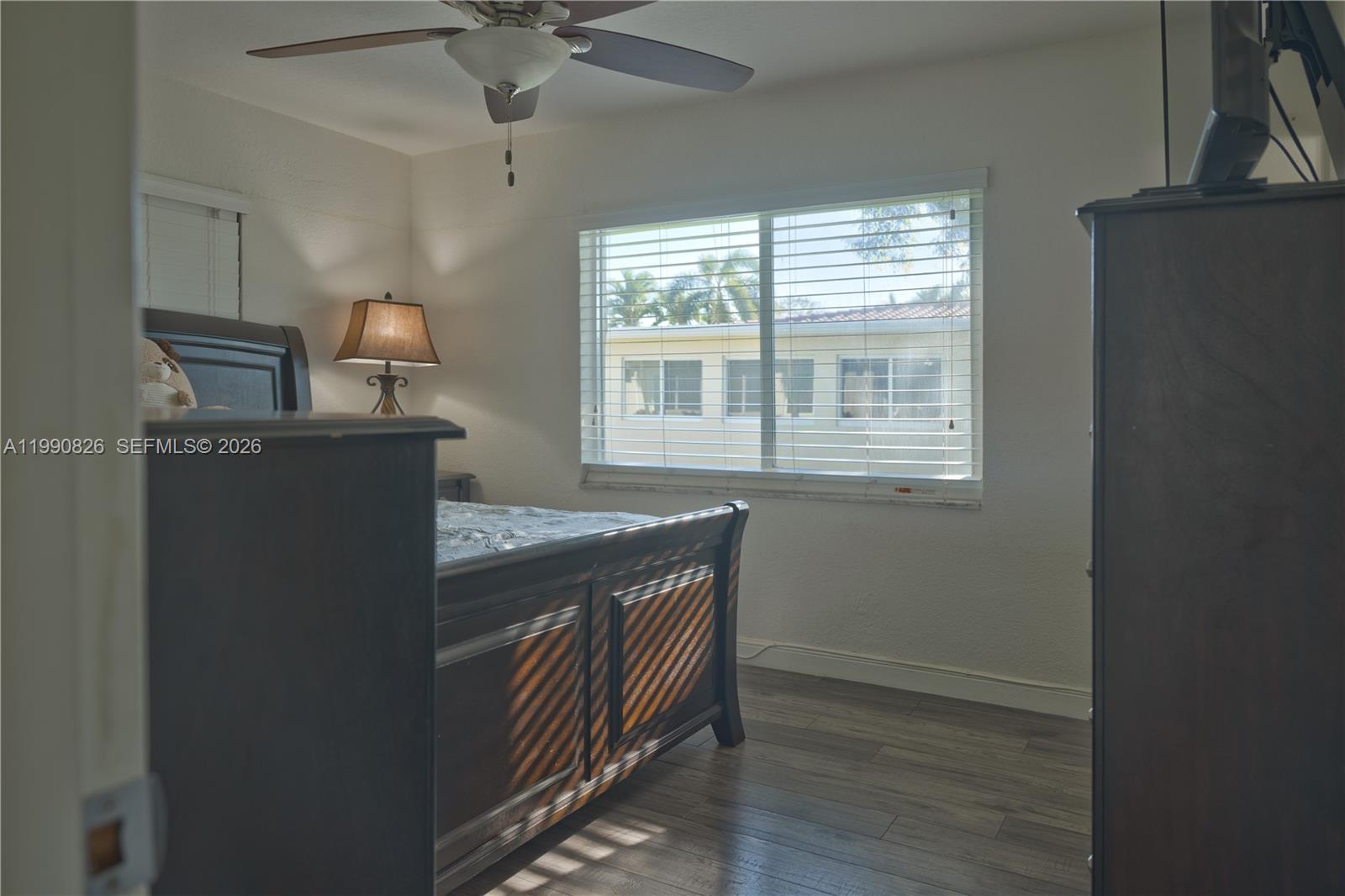 CRYSTAL LAKE VILLAS - Residential