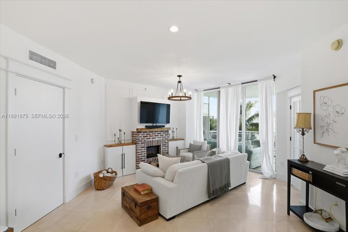 Investor Opportunity! Stunning 2-bedroom, 2-bath residence located in Wind Condominium. This unit features an open-concept design, a gourmet kitchen with high-end finishes, and fully upgraded bathrooms. Enjoy premium amenities including a sparkling pool, state-of-the-art fitness center, concierge services, and 24/7 security. Just steps away from Brickell’s best dining, shopping, nightlife, and the Metromover. Property is currently rented for $3,600/month until February 22, 2027.