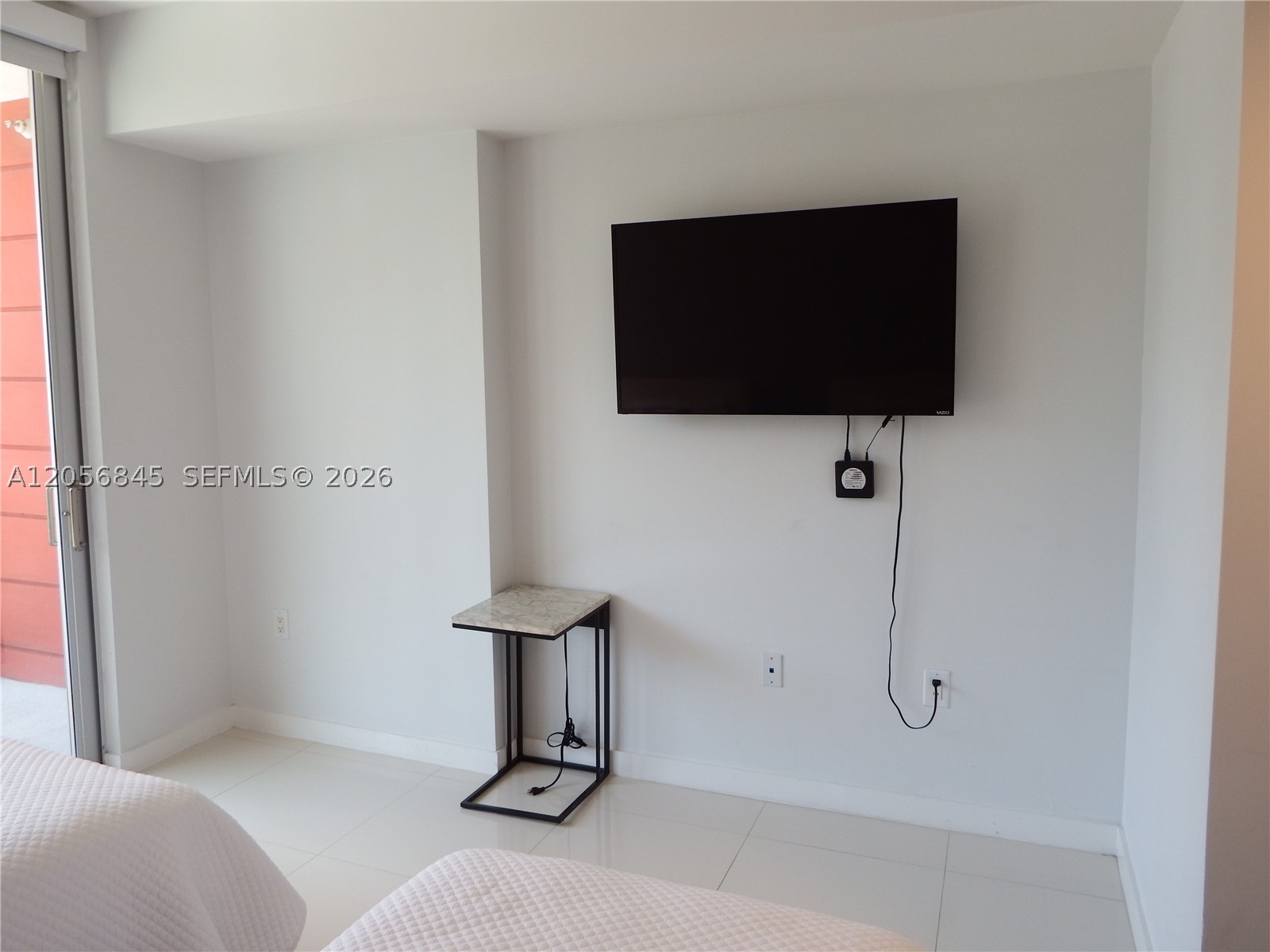 MIDTOWN AT DORAL - Residential Lease