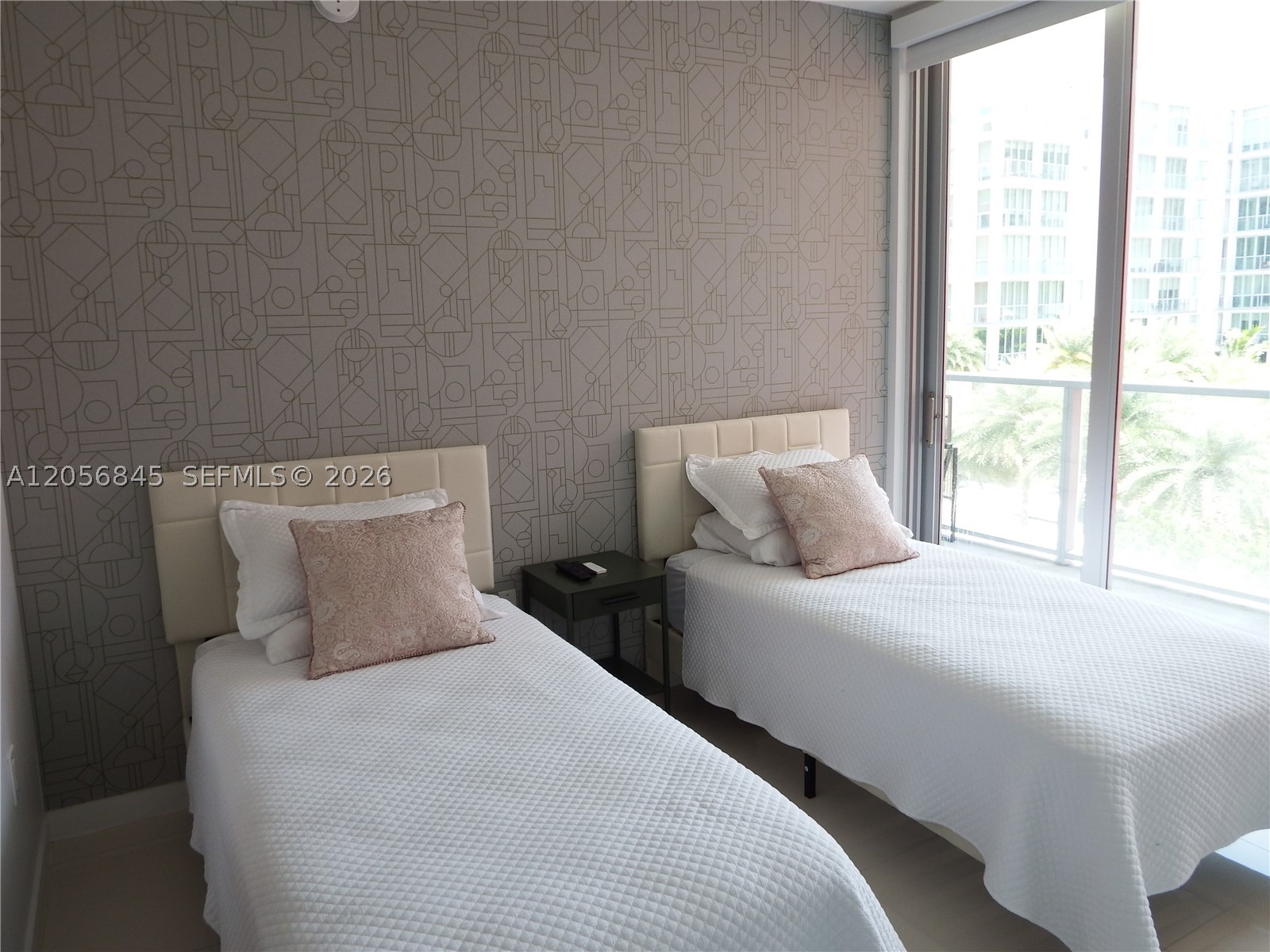 MIDTOWN AT DORAL - Residential Lease