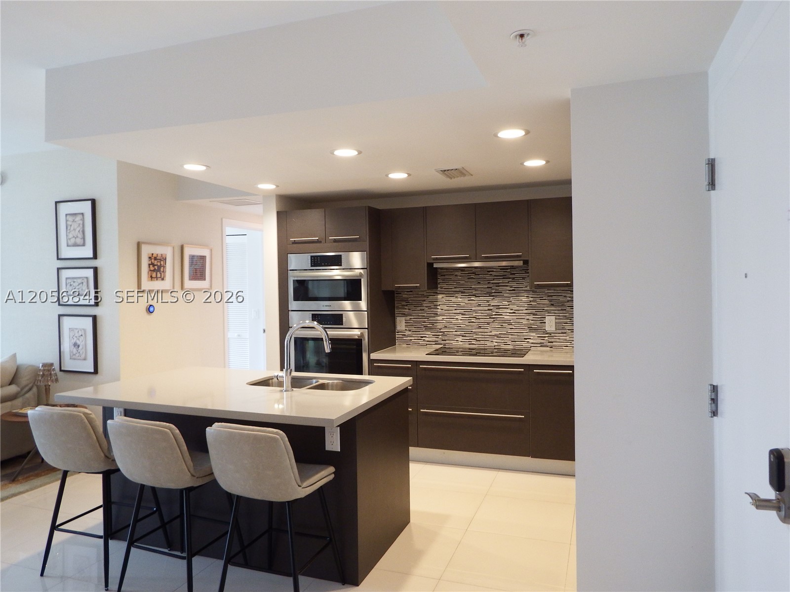 MIDTOWN AT DORAL - Residential Lease