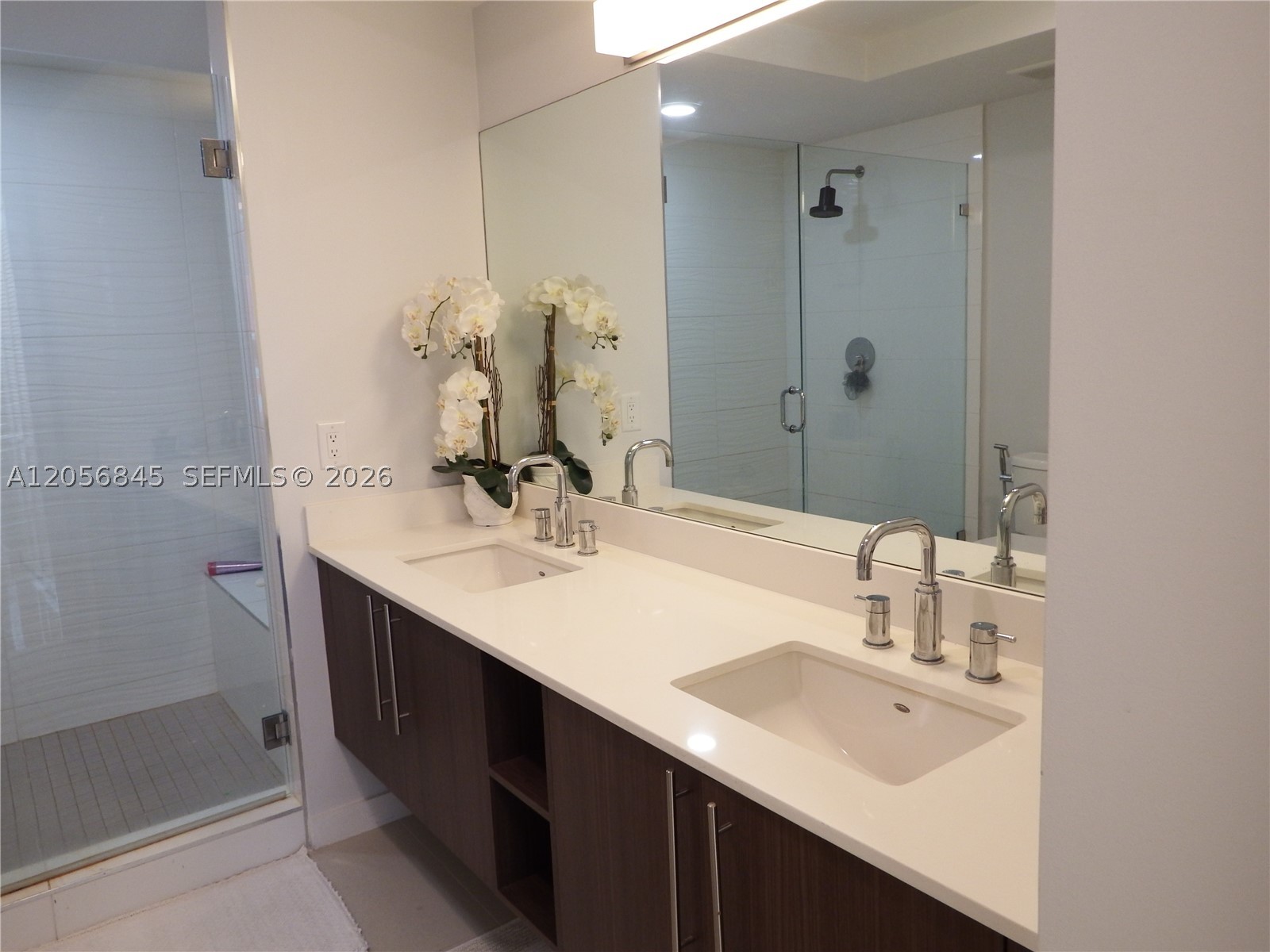 MIDTOWN AT DORAL - Residential Lease