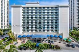 THE AVENTURA BEACH CLUB C - Residential