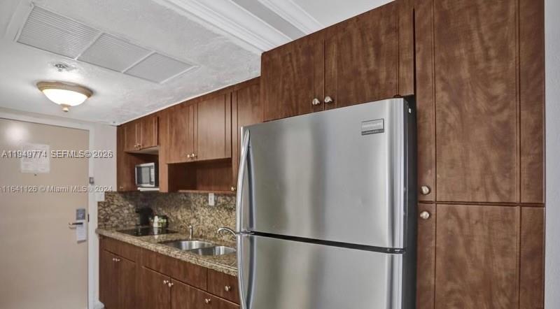 THE AVENTURA BEACH CLUB C - Residential