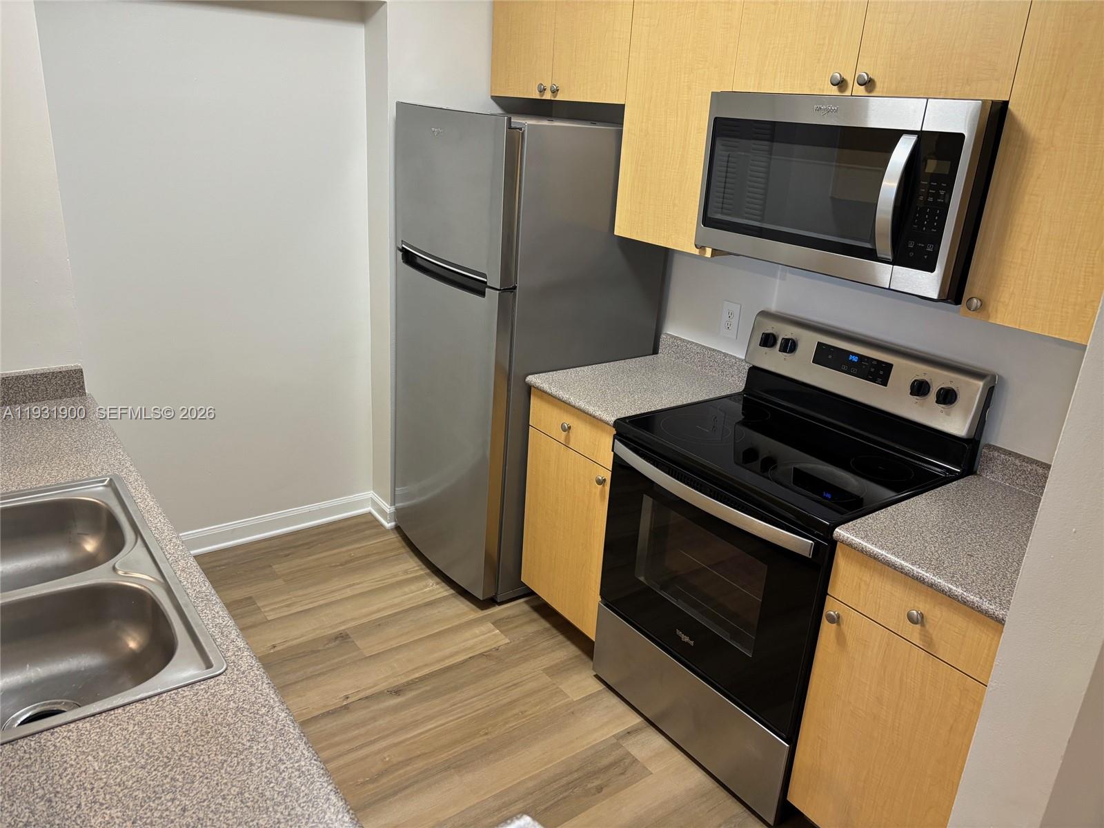 REGENT PARK CONDO - Residential