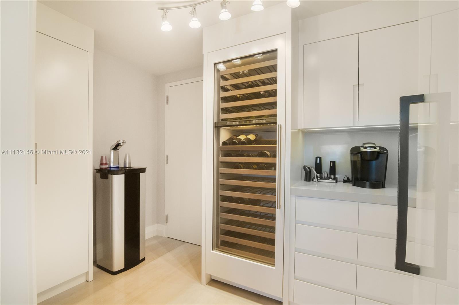 LAS OLAS RIVER HOUSE COND - Residential
