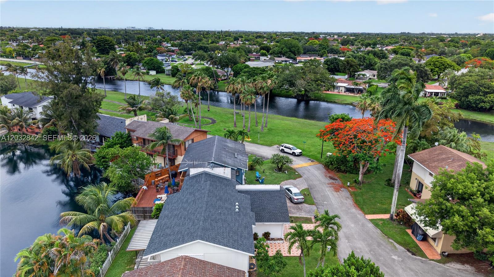 HIDDEN LAKE AT KENDALL - Residential