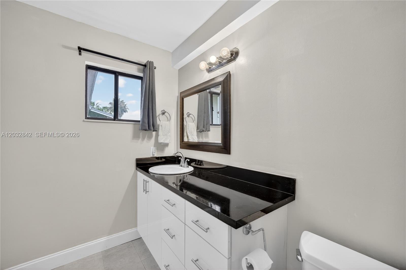 HIDDEN LAKE AT KENDALL - Residential
