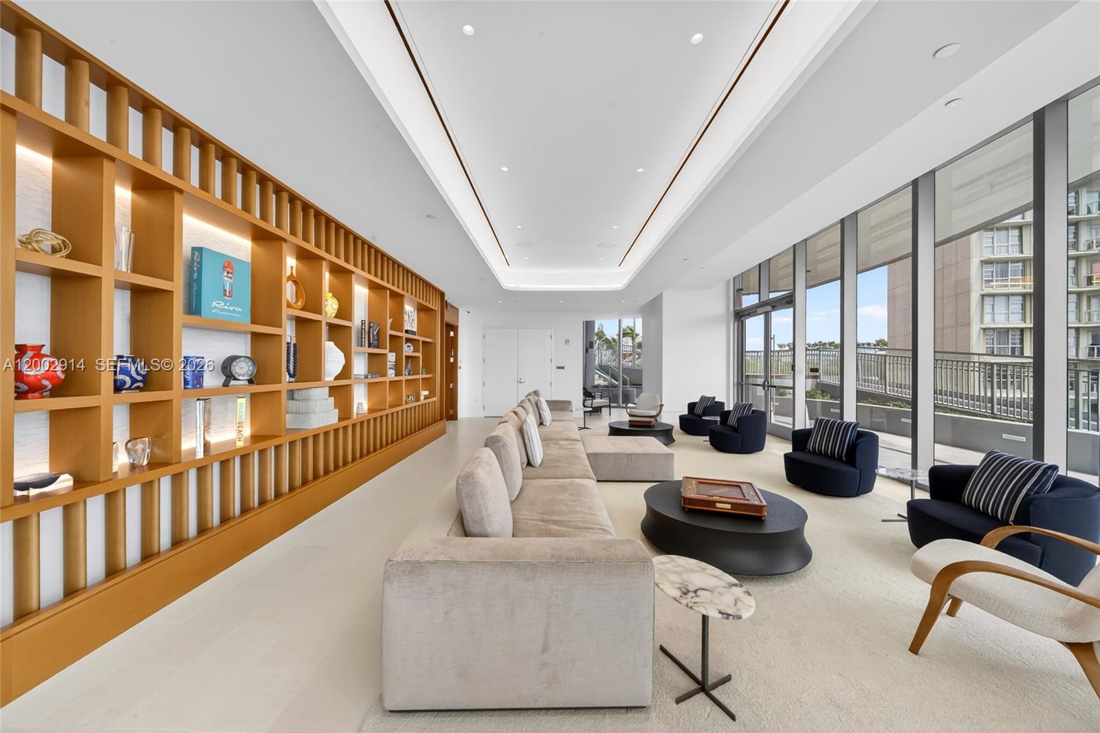 Una Residences - Residential