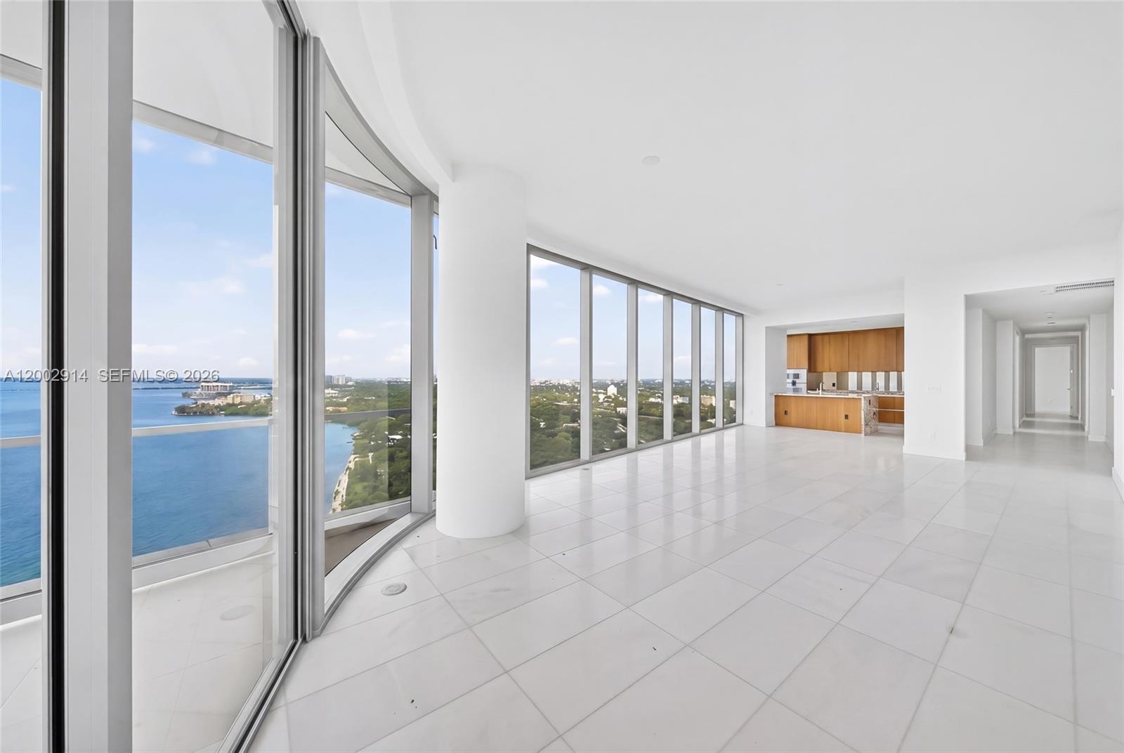 Una Residences - Residential