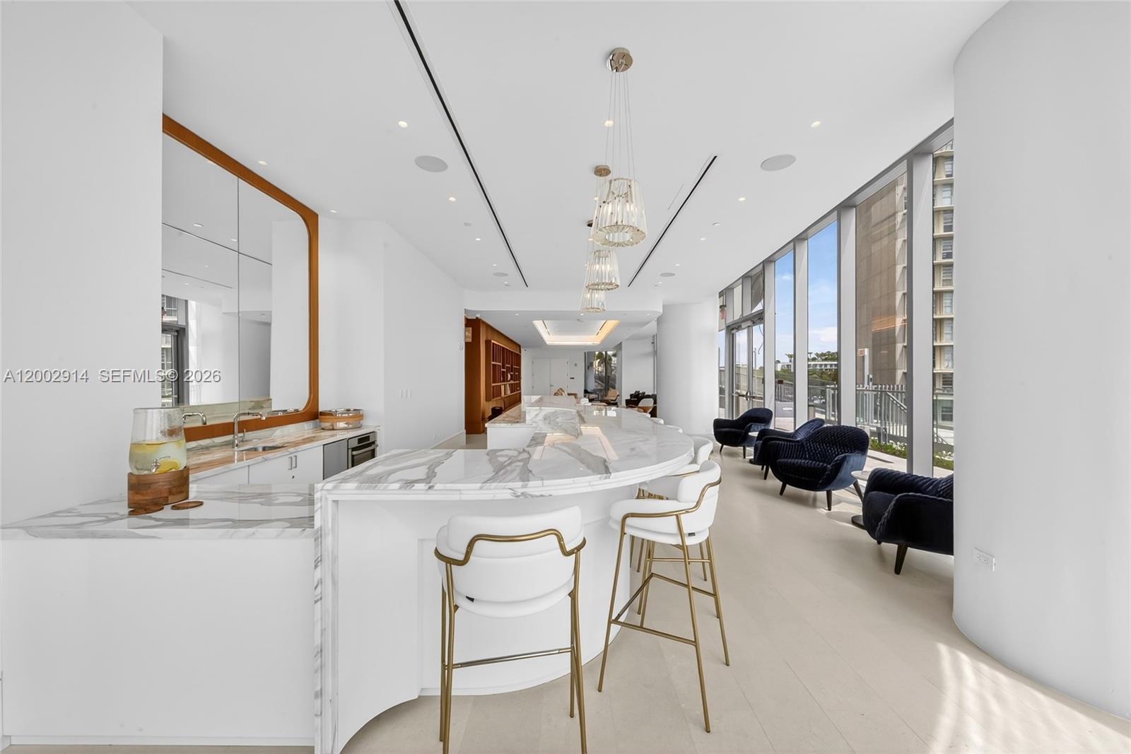 Una Residences - Residential