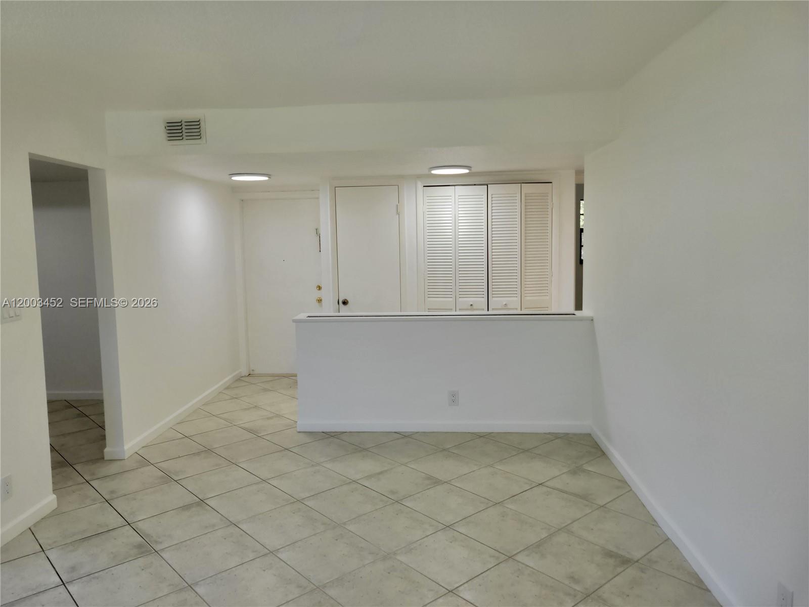 CONDOMINIUM 3 OF LIGHTHOU - Residential
