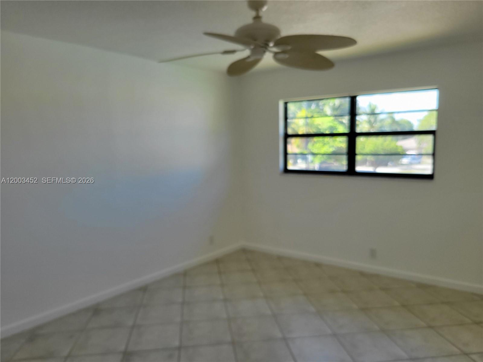 CONDOMINIUM 3 OF LIGHTHOU - Residential