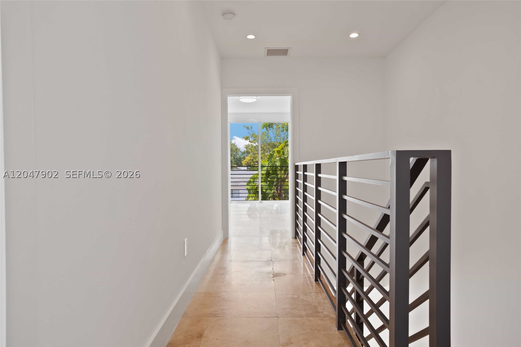 BAYWOOD - Residential