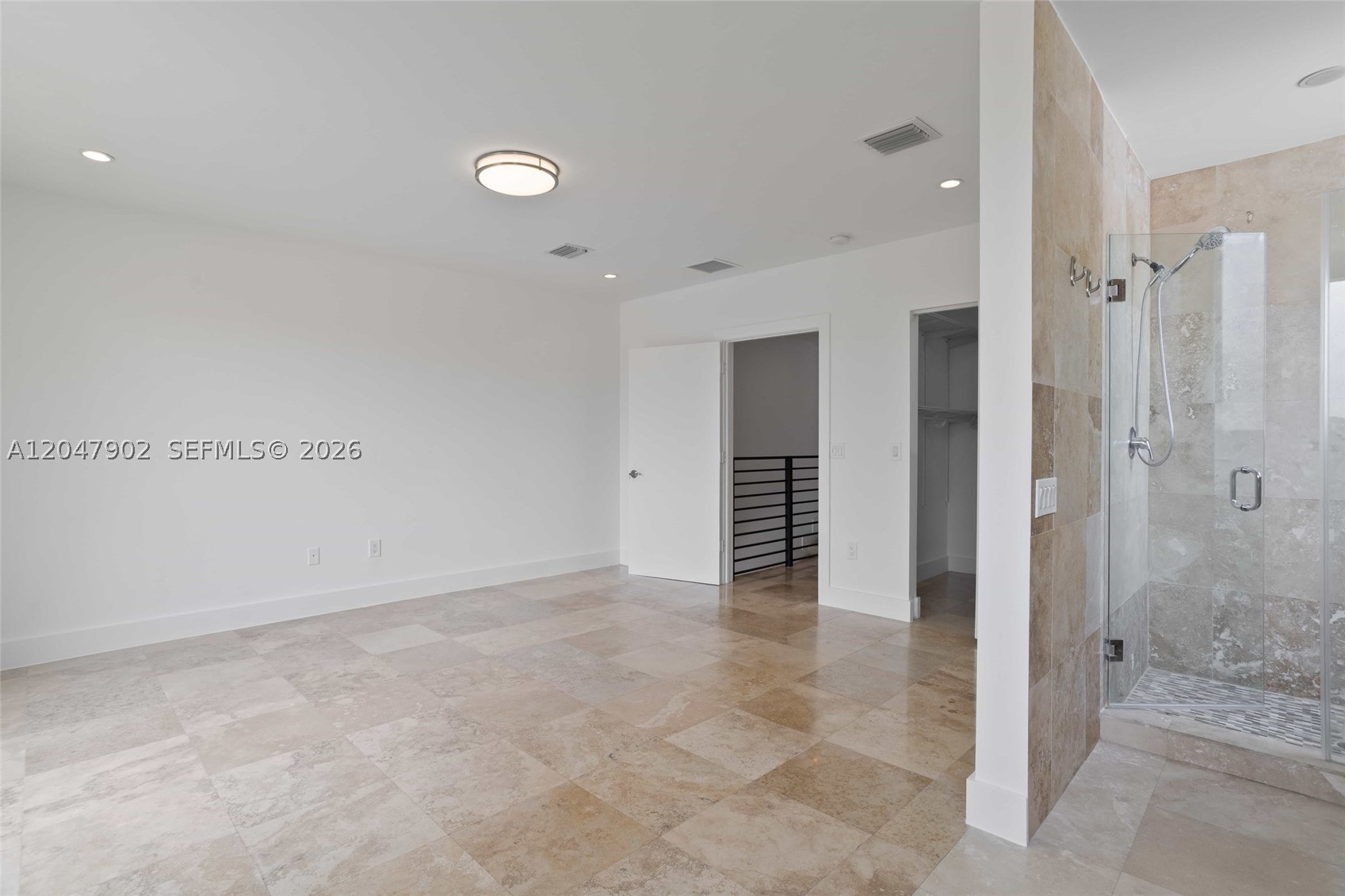 BAYWOOD - Residential