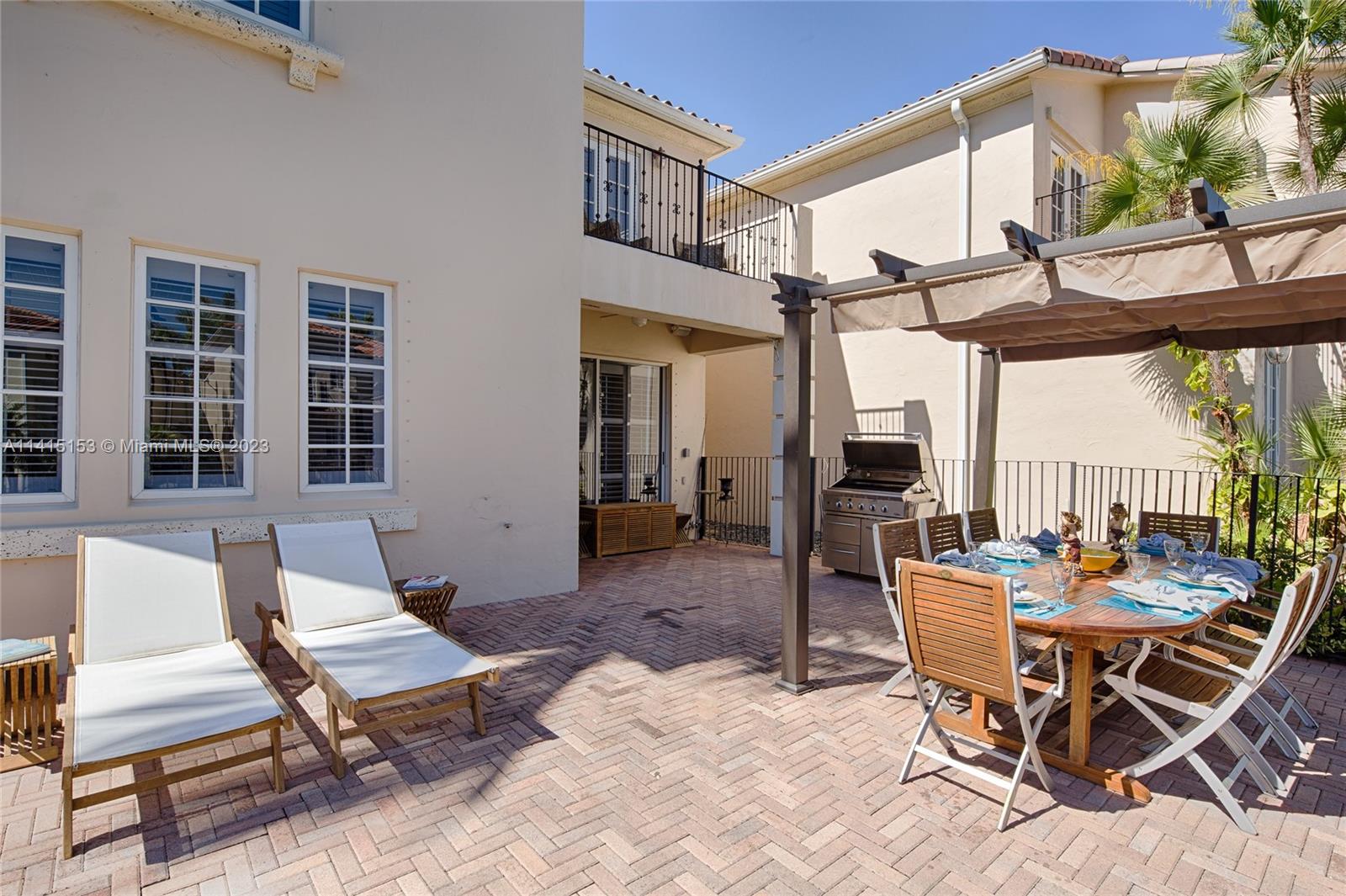 AVENTURA LAKES PHASE 1 - Residential
