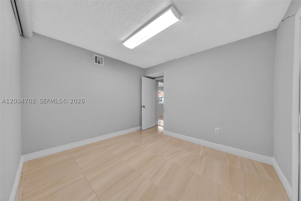 ALAMEDA BY THE LAKE - Residential