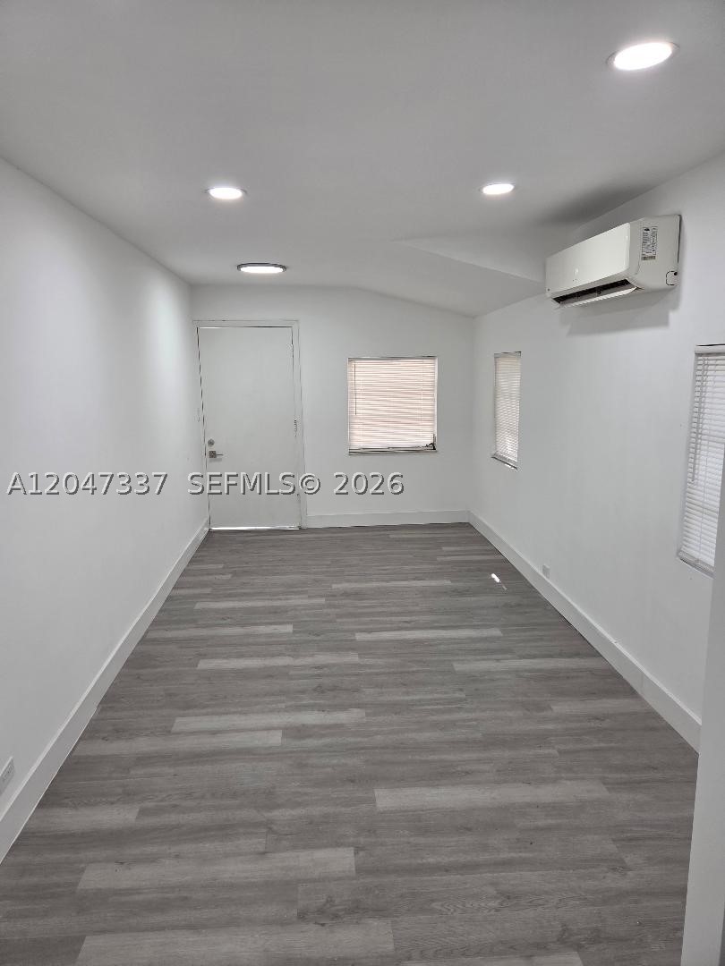 MELROSE HEIGHTS 3RD ADDN - Residential
