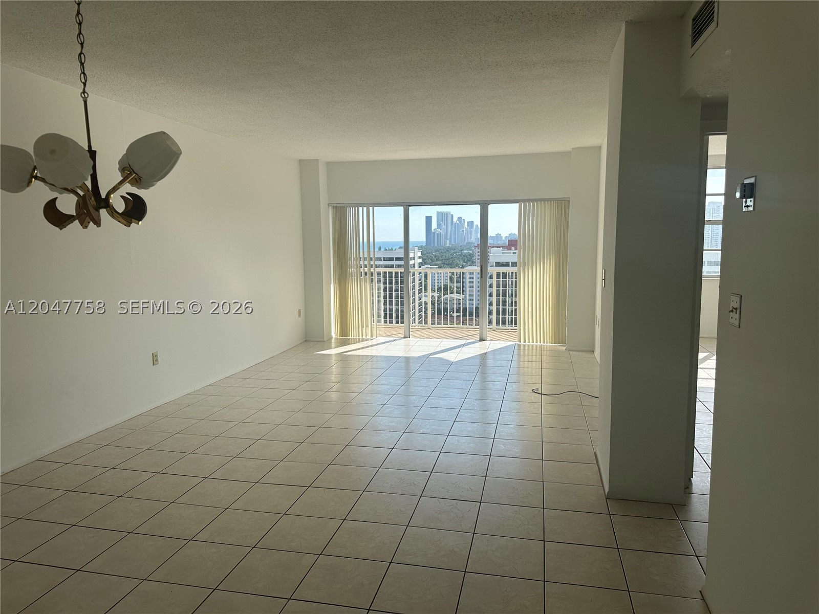 HEMISPHERES CONDO - Residential Lease