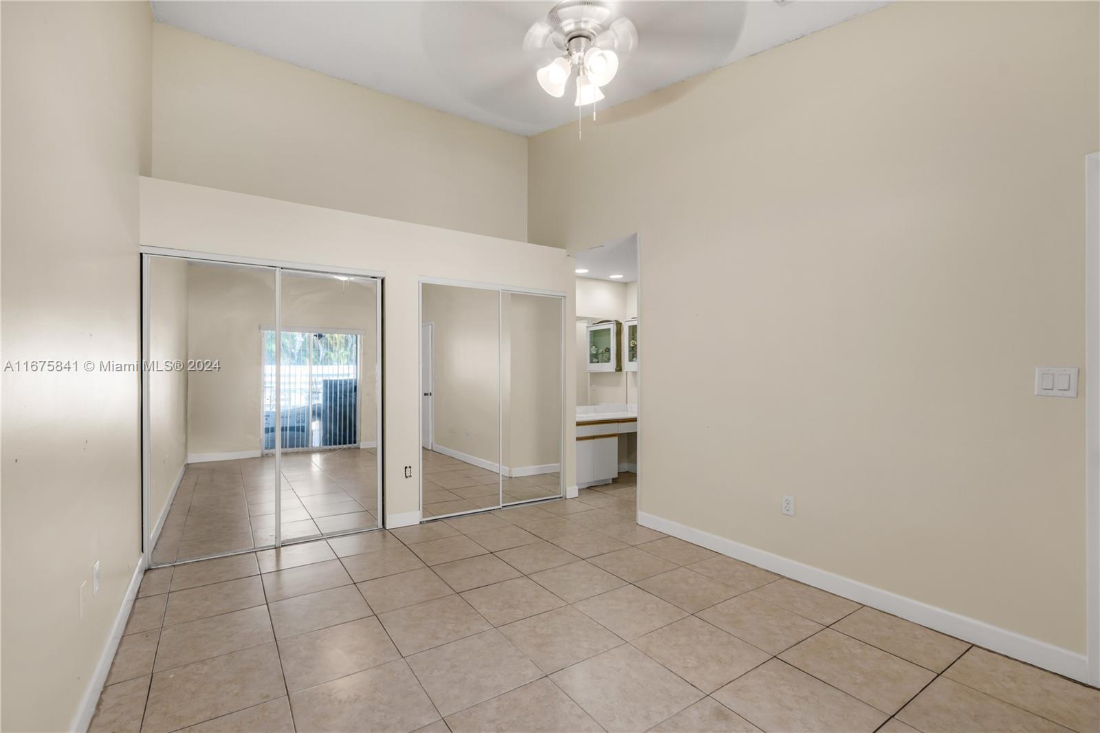 VILG HOMES COUNTRY WALK C - Residential